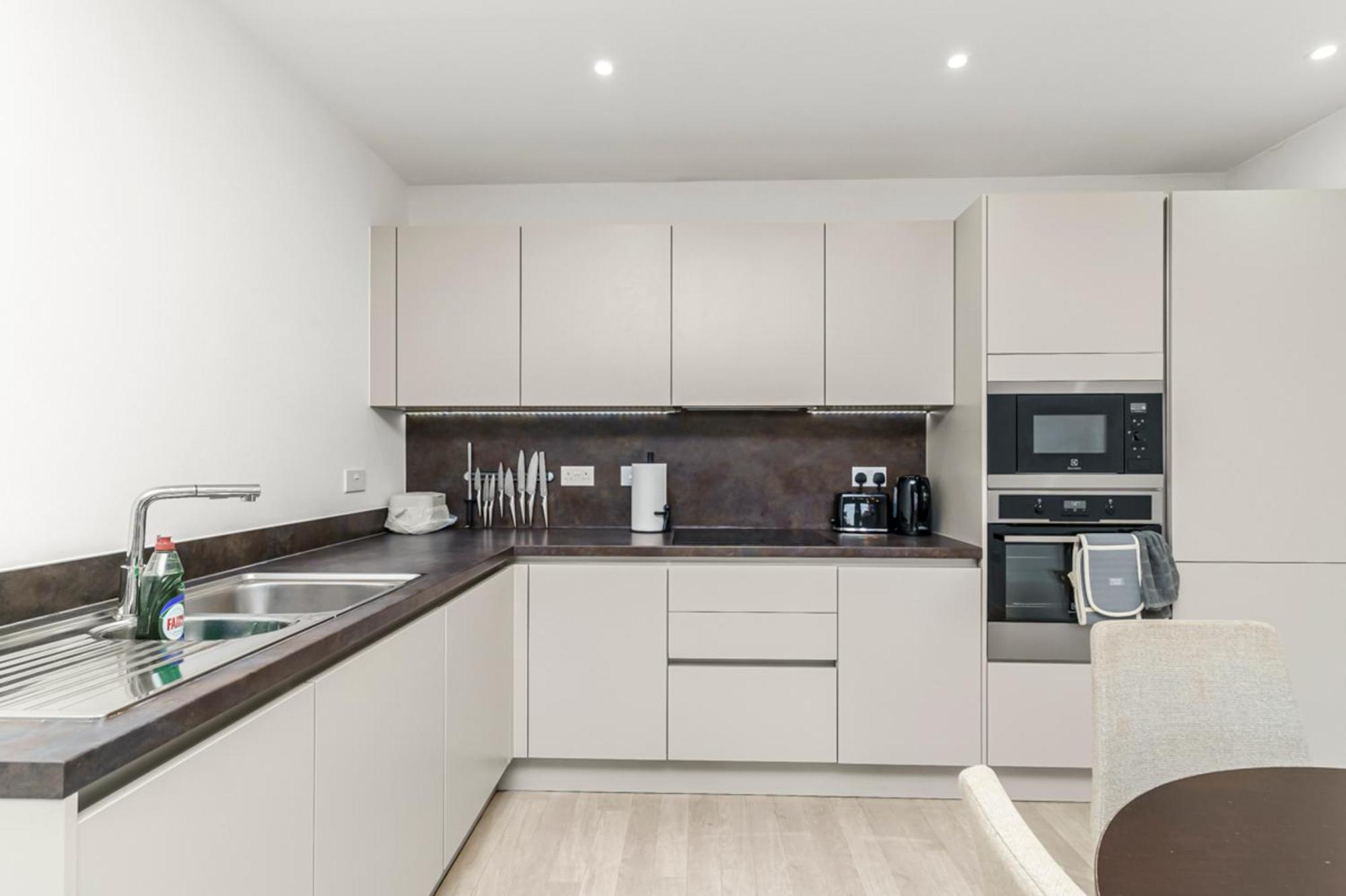 Stylish Surrey Quays Apartment - 10 Mins From Station Londyn Zewnętrze zdjęcie